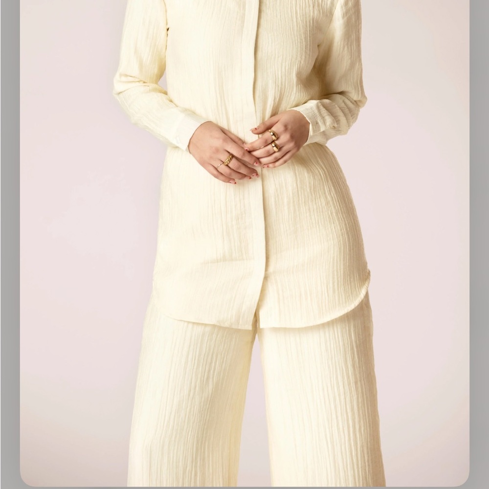 Elegant Cream Women's Set